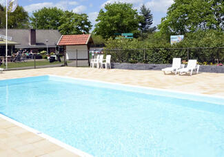 Camping Kom-es-an