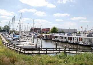 Huren Houseboat